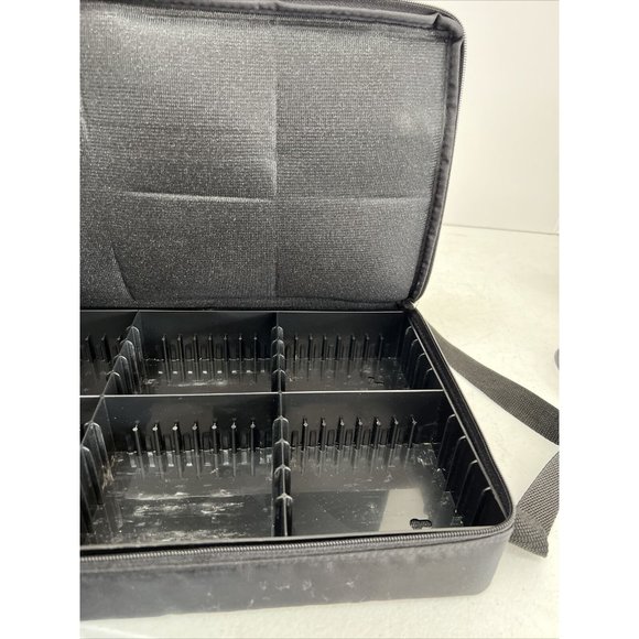 Vintage 1990s 30 Cassette Tape Plastic Soft Storage Holder Carrying Case - Picture 7 of 8